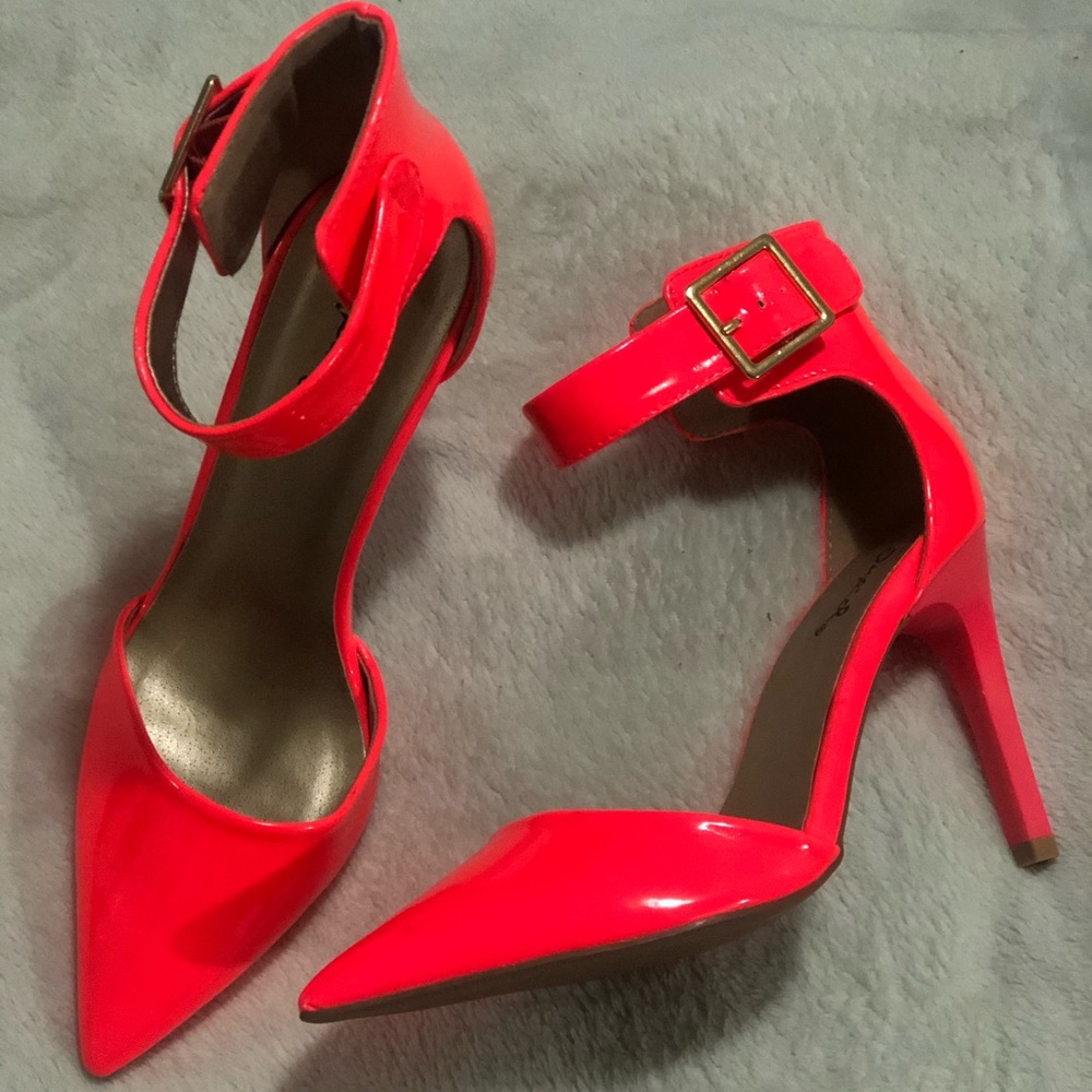 Neon heels